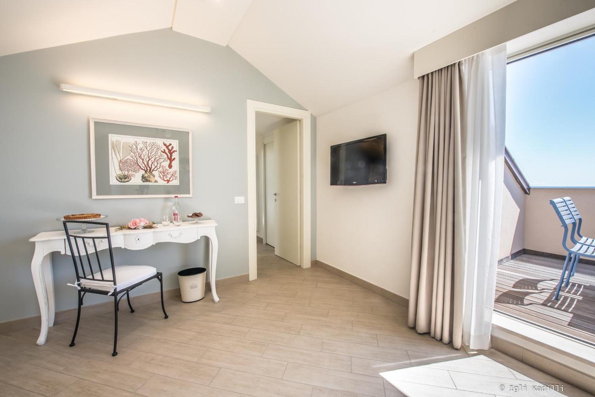 Hotel San Pietro Palace Finale Ligure Ngoại thất bức ảnh