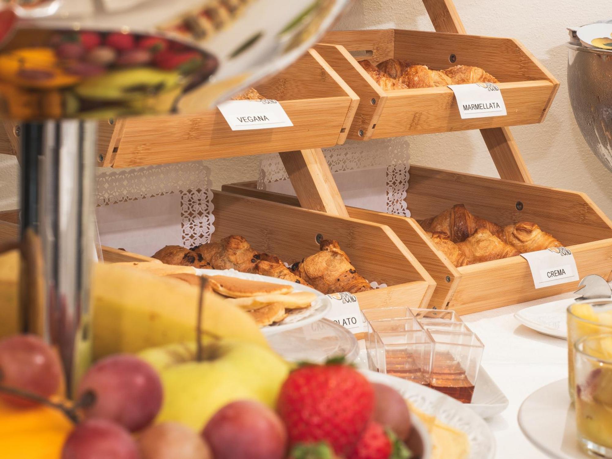 Hotel San Pietro Palace Finale Ligure Ngoại thất bức ảnh