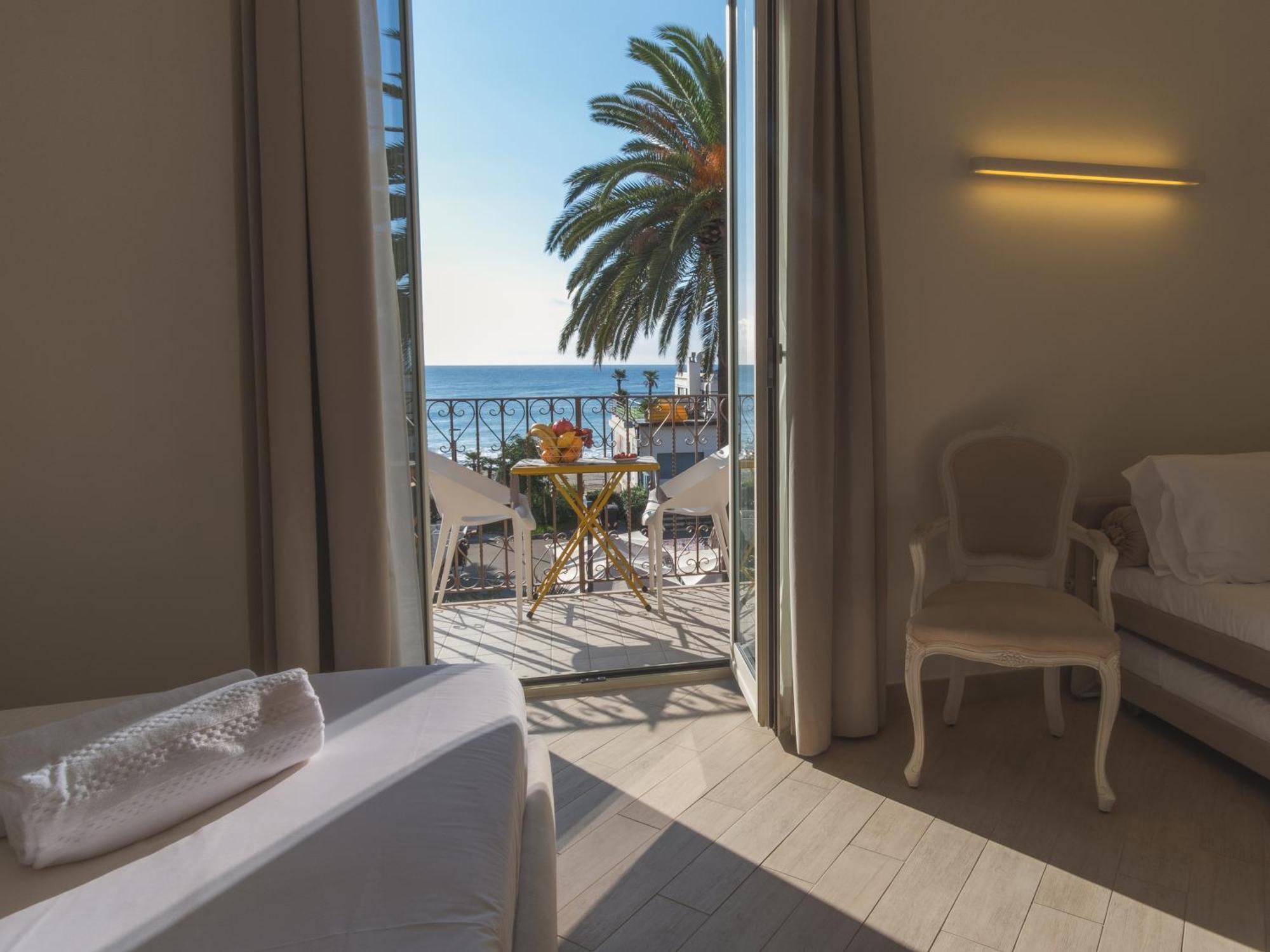 Hotel San Pietro Palace Finale Ligure Ngoại thất bức ảnh