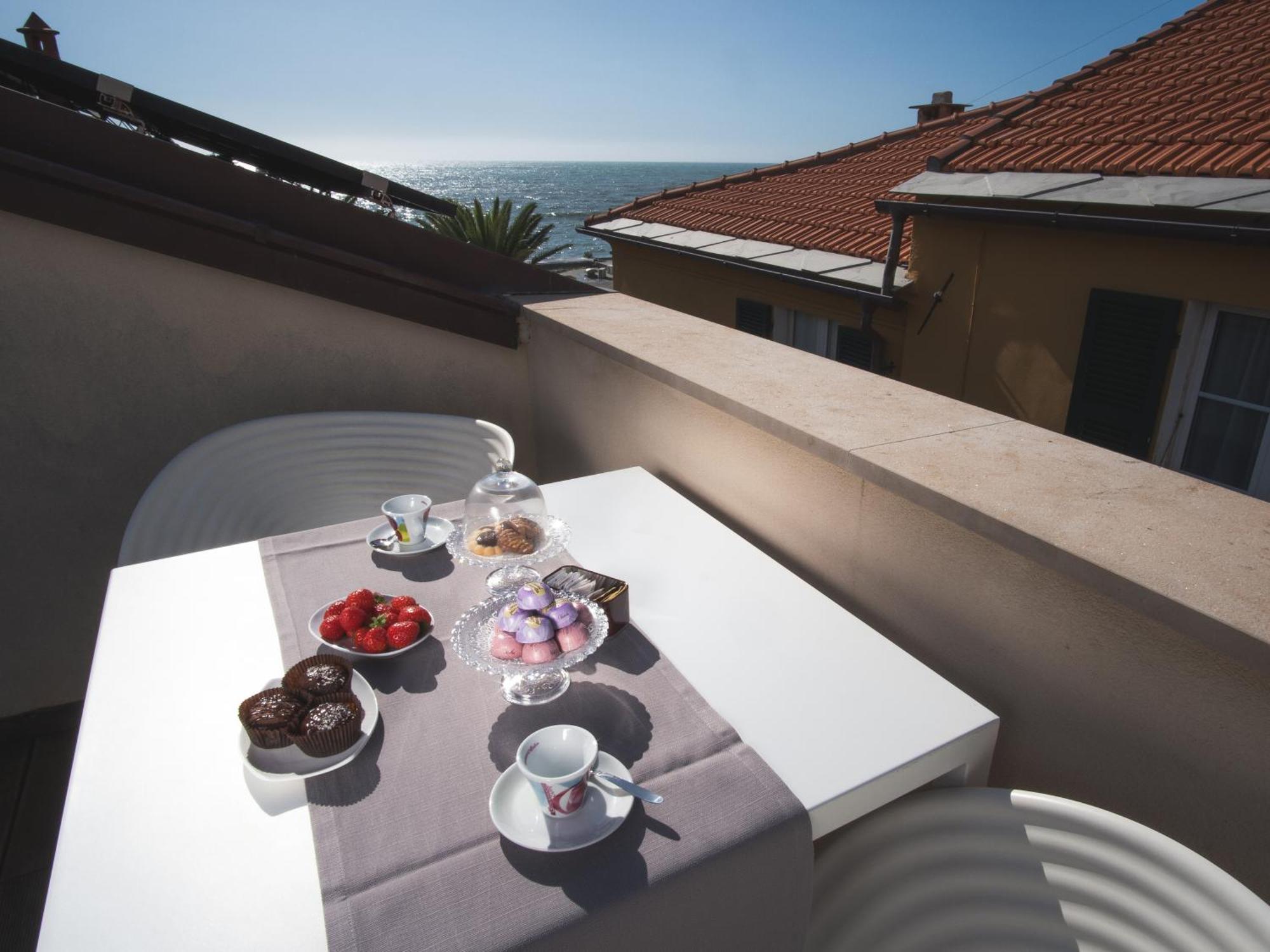 Hotel San Pietro Palace Finale Ligure Ngoại thất bức ảnh