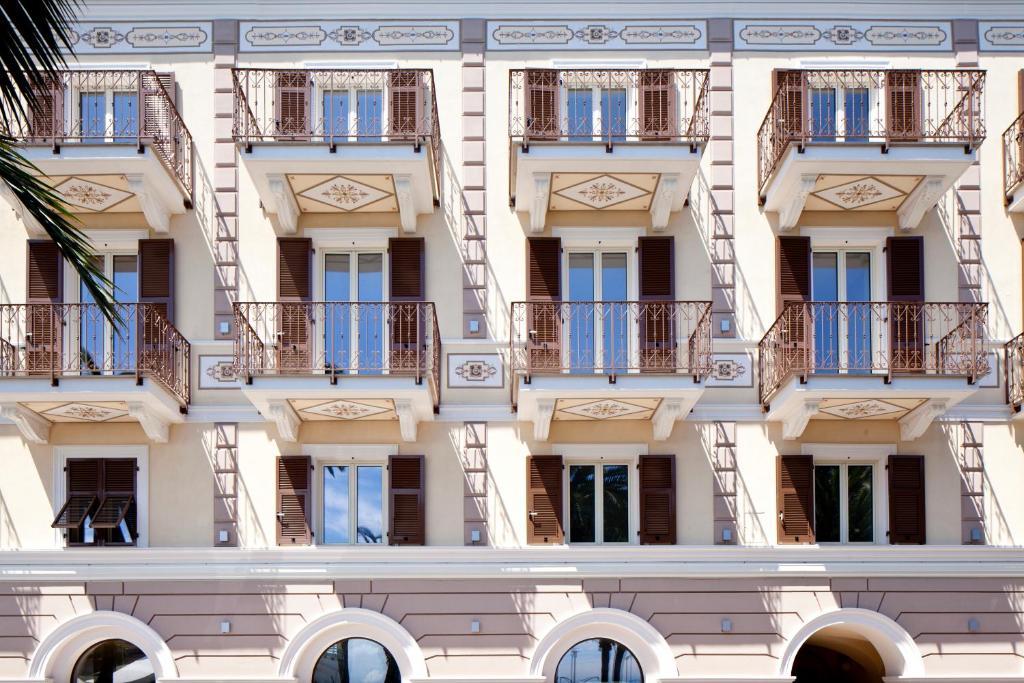 Hotel San Pietro Palace Finale Ligure Ngoại thất bức ảnh